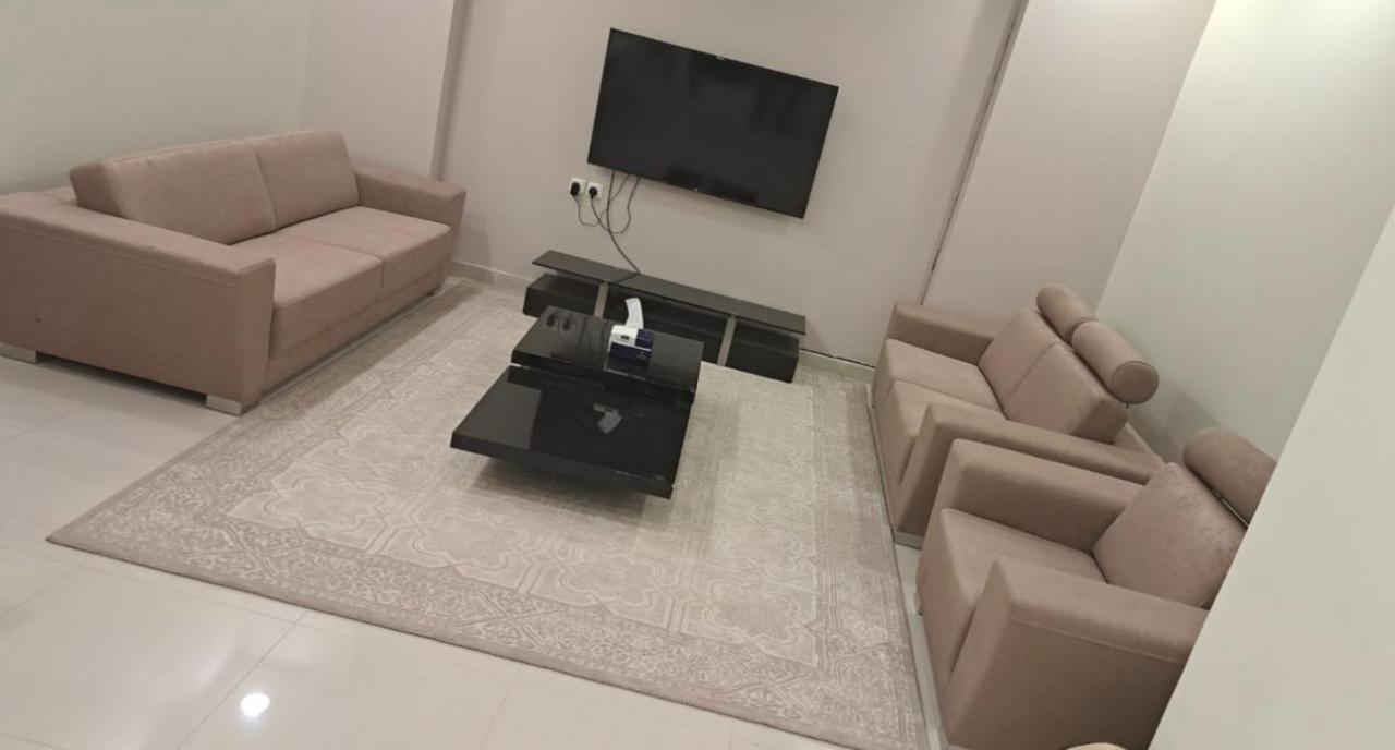 Aparthotel النظافه والجوده Riad Exterior foto