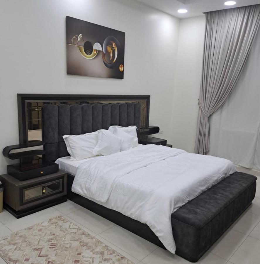 Aparthotel النظافه والجوده Riad Exterior foto